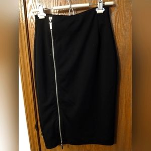 Jennifer Lopez Black Pencil skirt